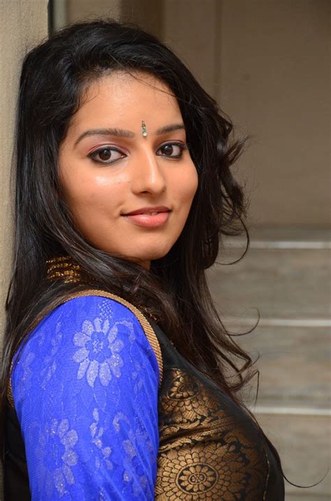 mallu sexy|Malayalam Actress Photos & Actress Latest Picture Gallery